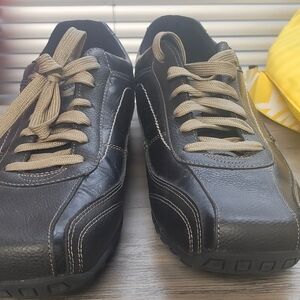 Skechers Black and Tan Men's Sneakers